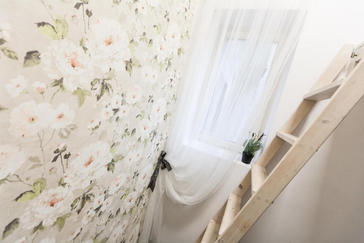 Vintage Tomasza Apartment Krakow Ngoại thất bức ảnh